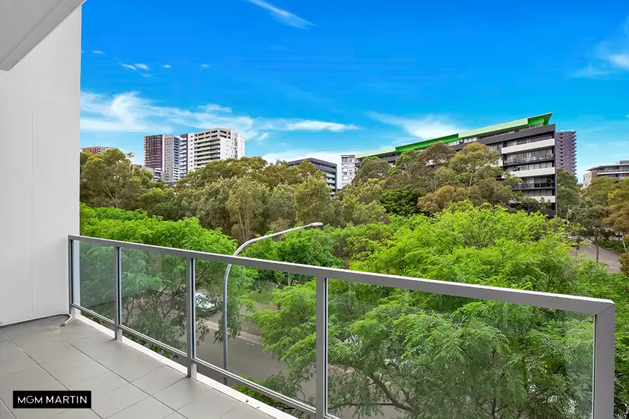 79/5B Victoria Park Parade, Zetland Leased by MGM Martin - image 1