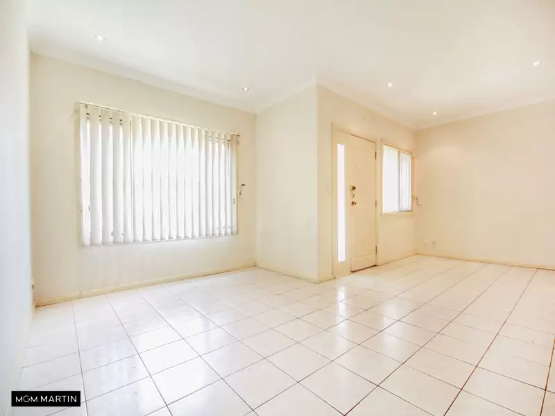 56 Hardie Street, Mascot Leased by MGM Martin - image 1