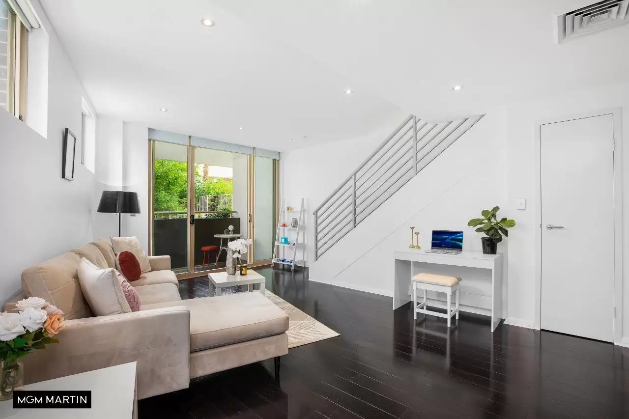 11/109 O'Riordan Street, Mascot Leased by MGM Martin - image 1