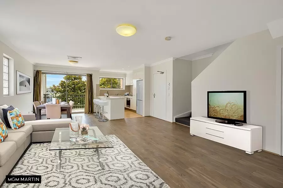 18/32 Stephen Road, Botany Leased by MGM Martin - image 1