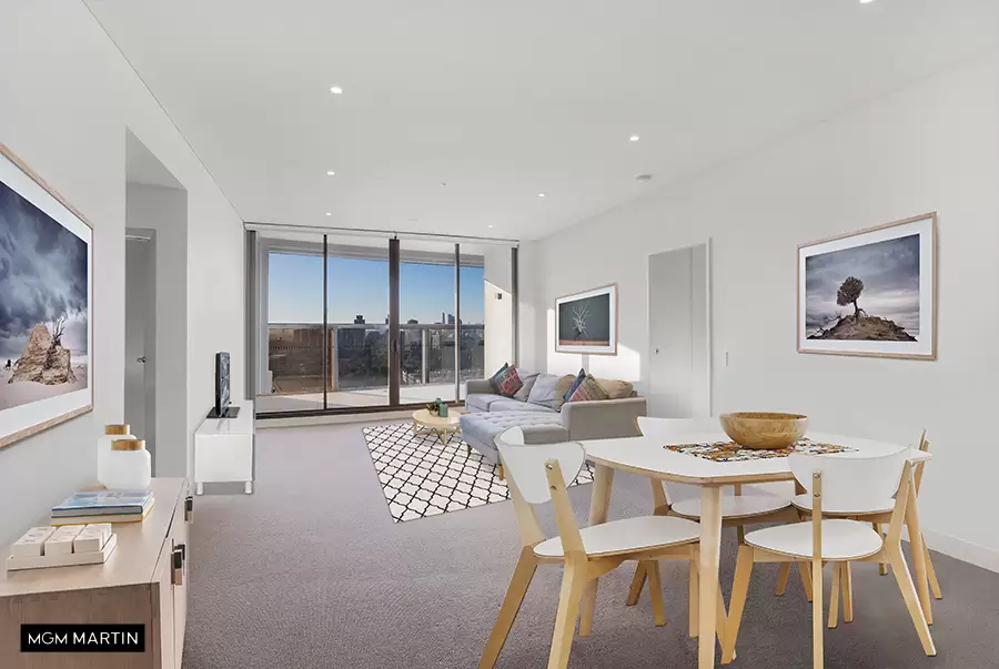 1806/6 Ebsworth Street, Zetland Leased by MGM Martin - image 1