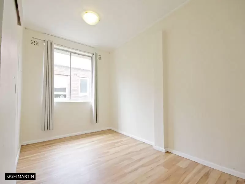 2/19 Maroubra Road, Maroubra Leased by MGM Martin - image 1