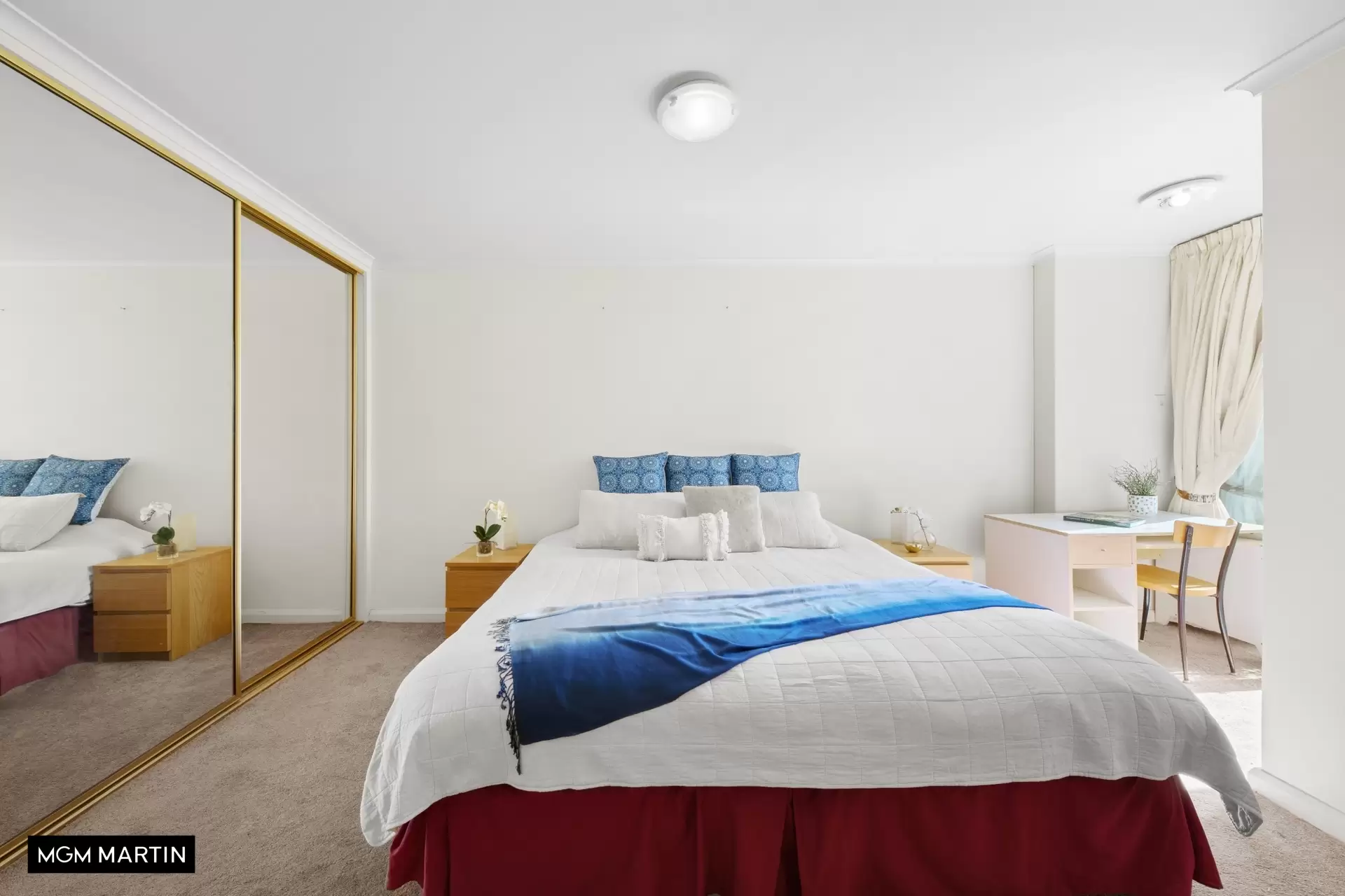 6/2 New Mclean Street, Edgecliff Sold by MGM Martin - image 1
