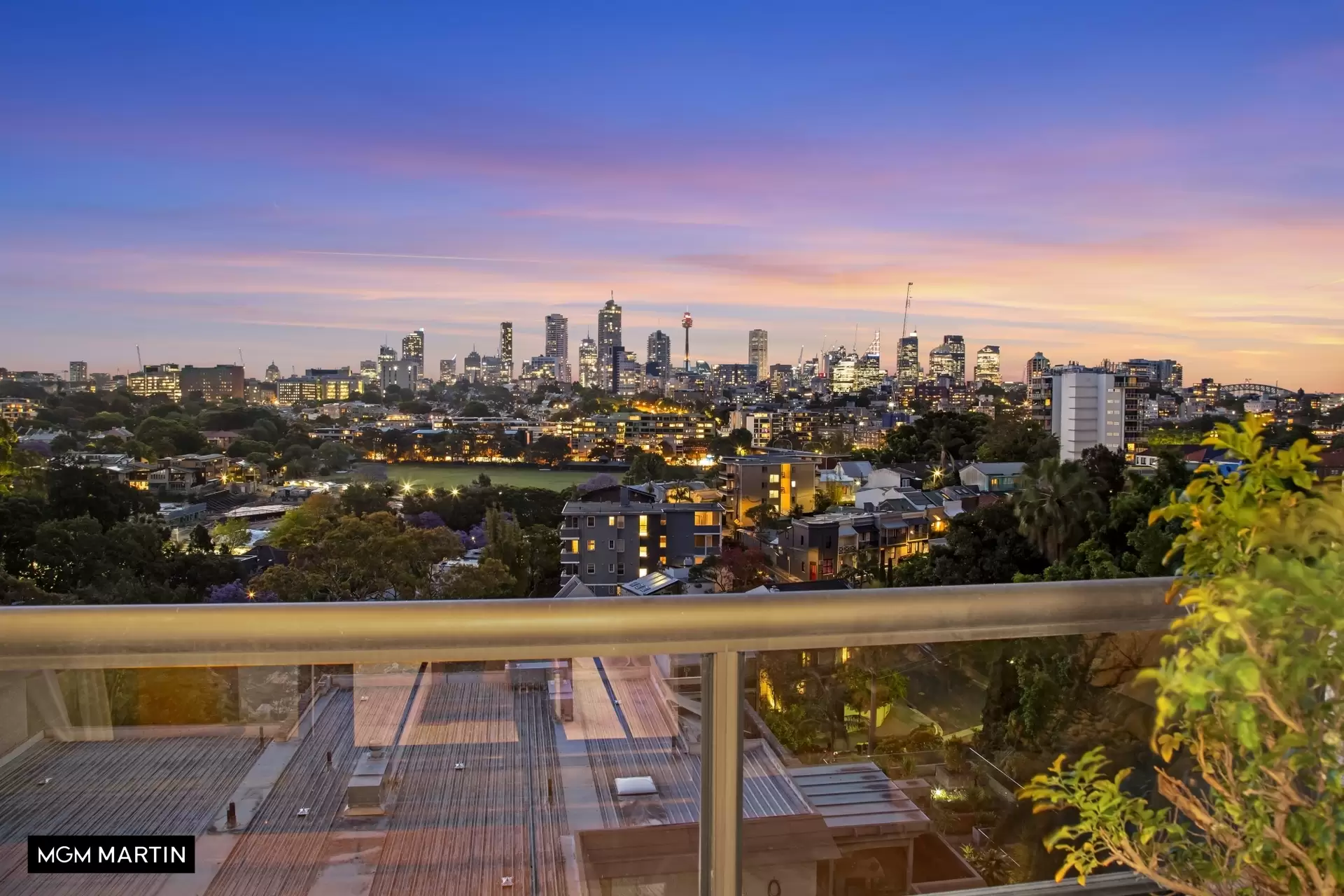 6/2 New Mclean Street, Edgecliff Sold by MGM Martin - image 1