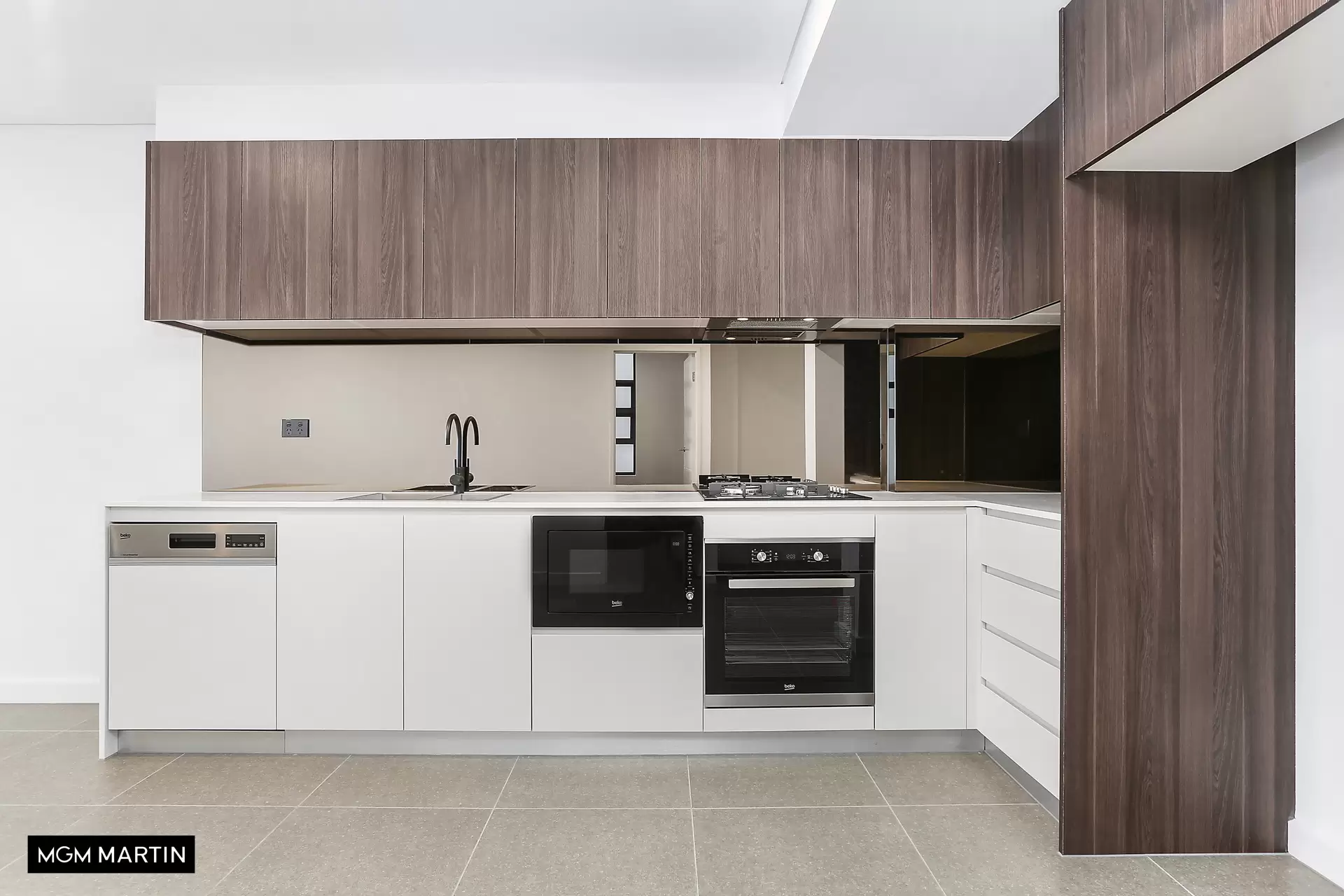 15/2-8 Burwood Road, Burwood Heights Leased by MGM Martin - image 1