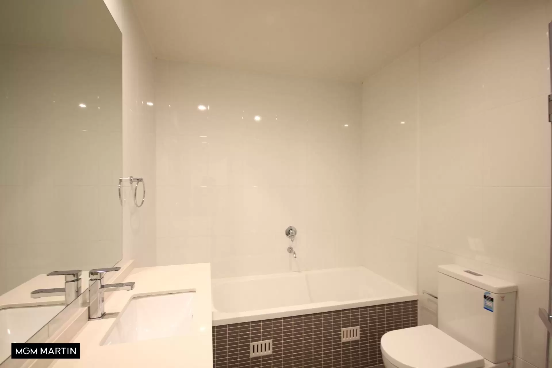 276/635 Gardeners Road, Mascot Leased by MGM Martin - image 1
