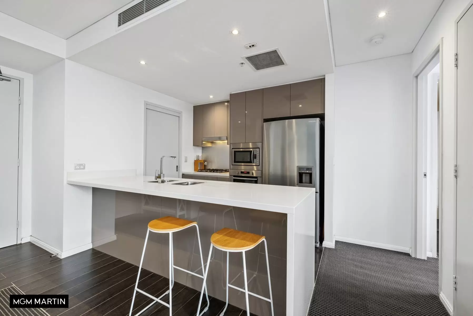 345/10 Victoria Park Parade, Zetland Leased by MGM Martin - image 1
