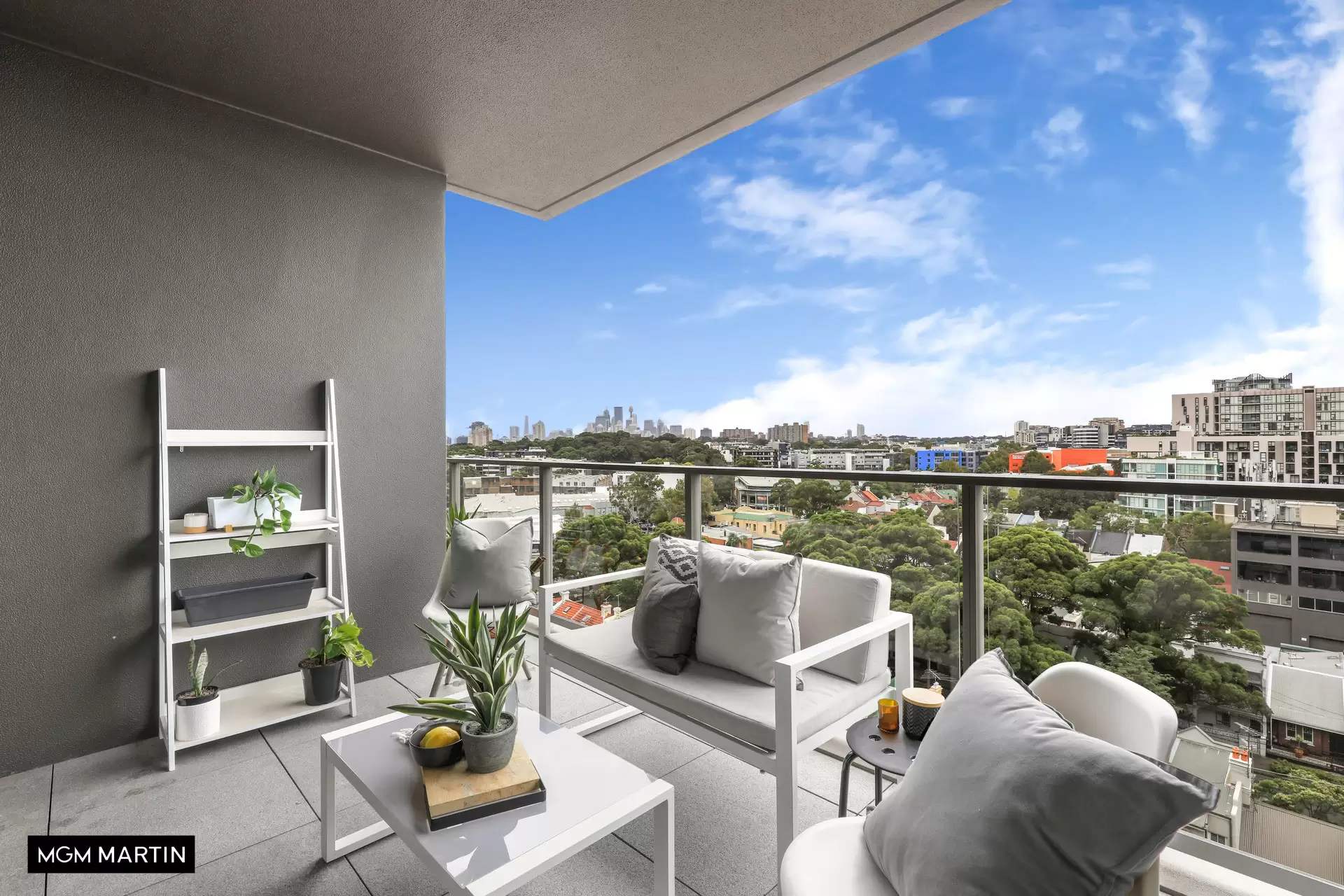 811/18 Ebsworth Street, Zetland Leased by MGM Martin - image 1