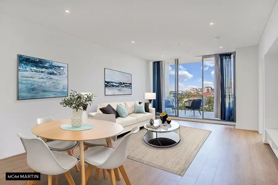 811/18 Ebsworth Street, Zetland Leased by MGM Martin - image 1