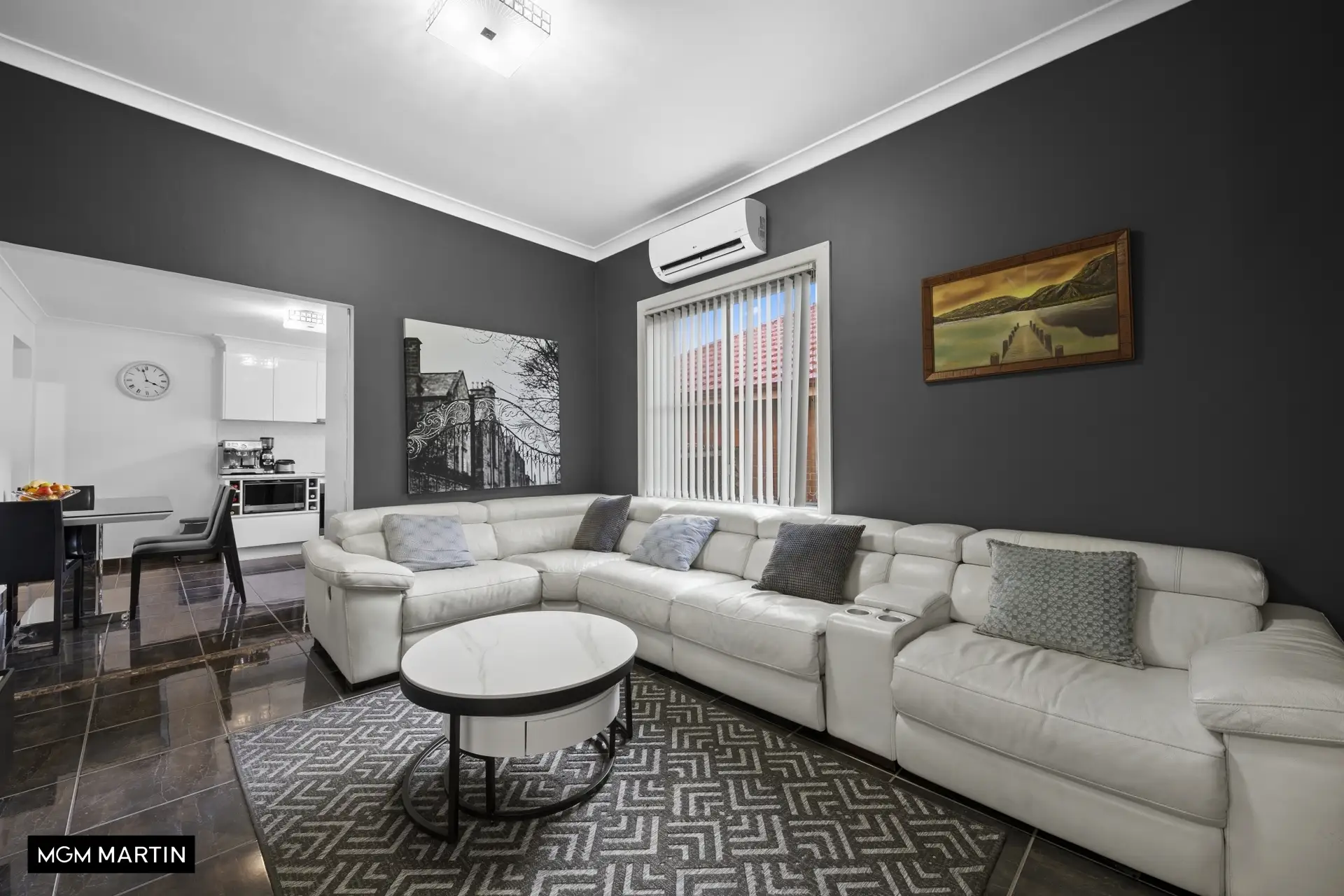 44 King Street, Eastlakes Sold by MGM Martin - image 1