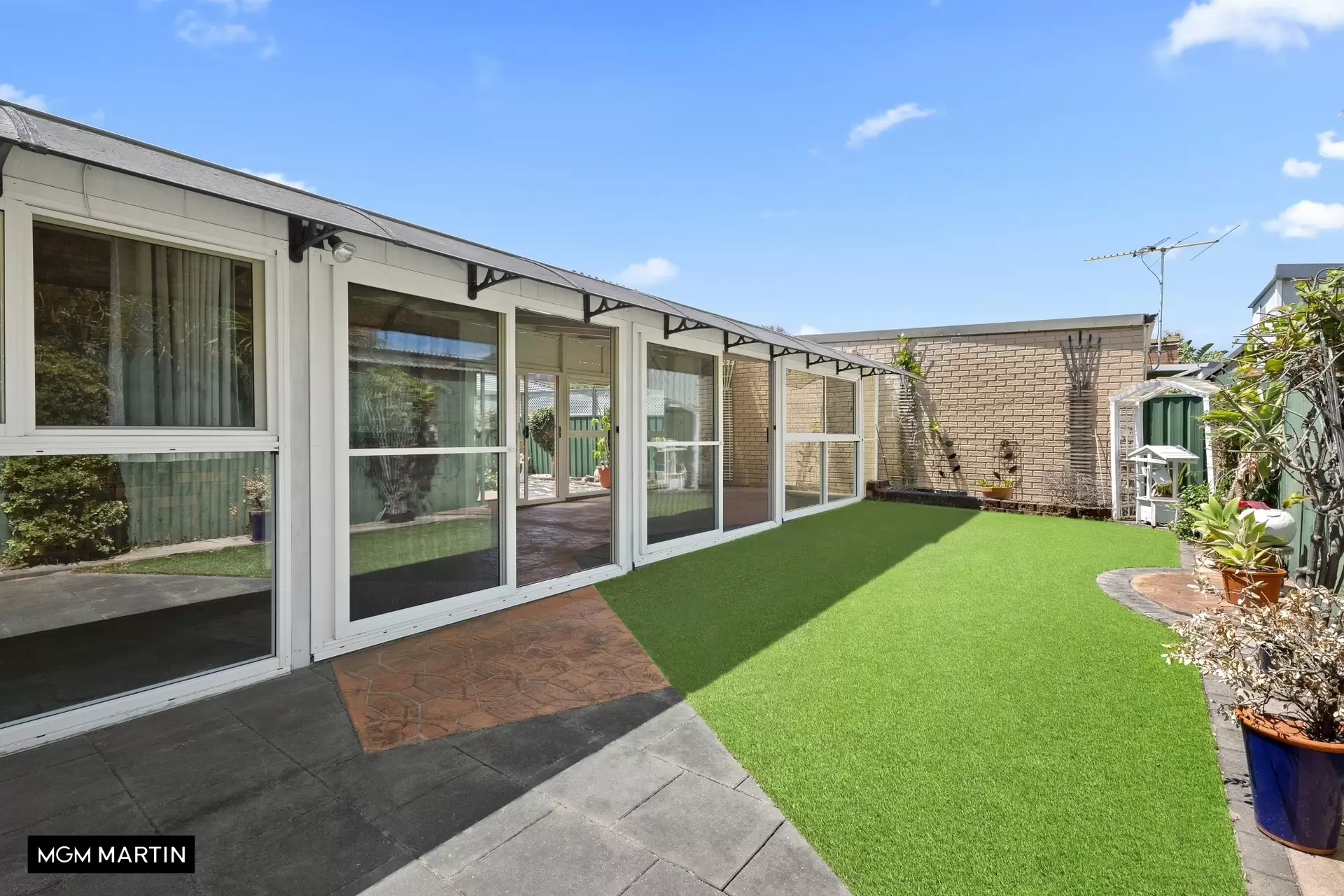 173 Franklin Street, Chifley Sold by MGM Martin - image 1