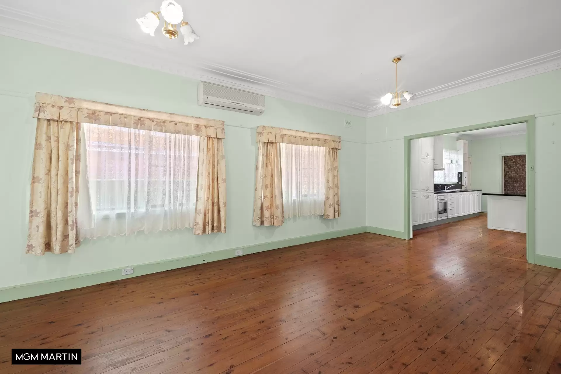 173 Franklin Street, Chifley Sold by MGM Martin - image 1