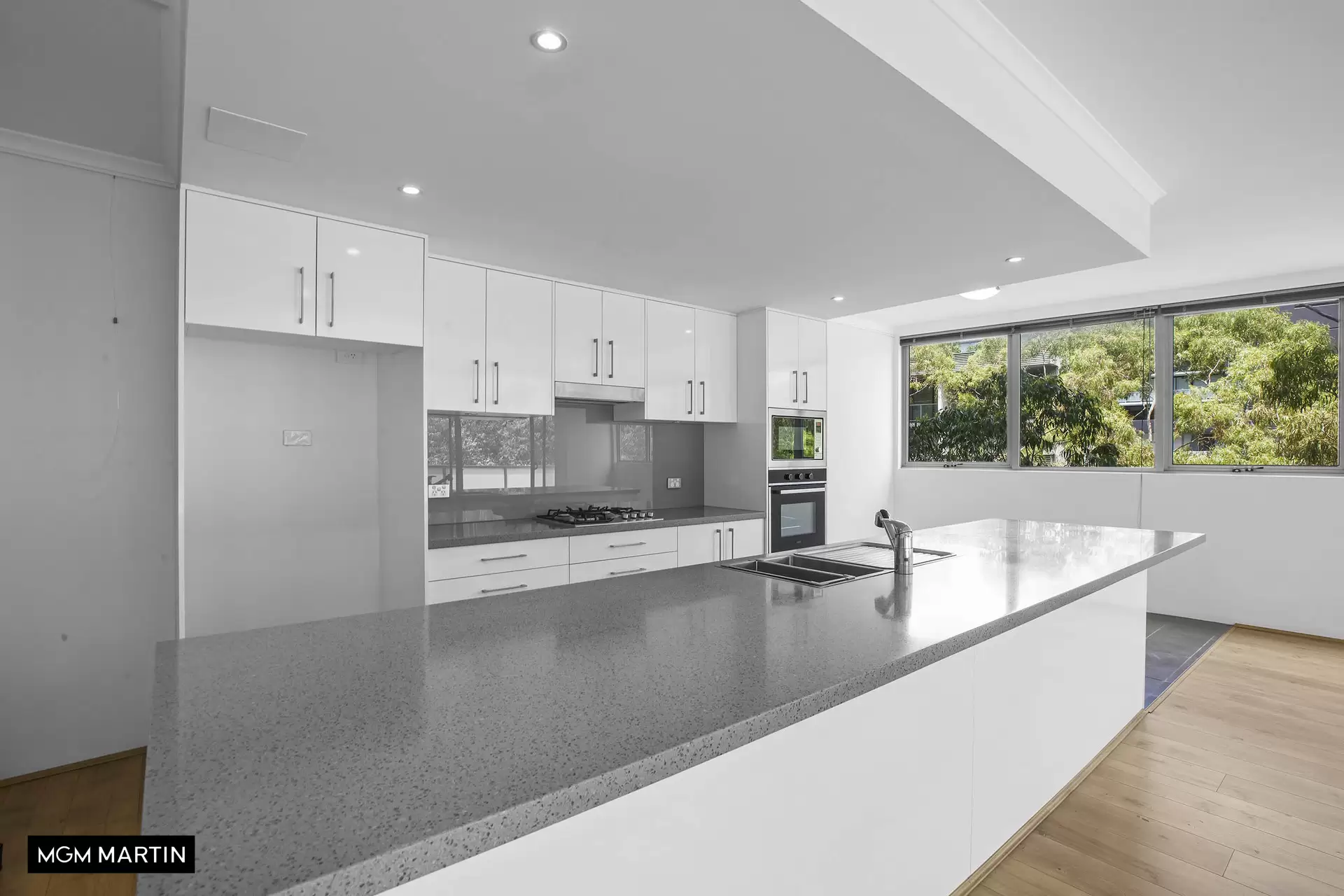 17/2 Levy Walk, Zetland Leased by MGM Martin - image 1