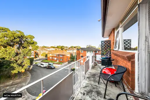 3/3 Podmore Place, Hillsdale Sold by MGM Martin