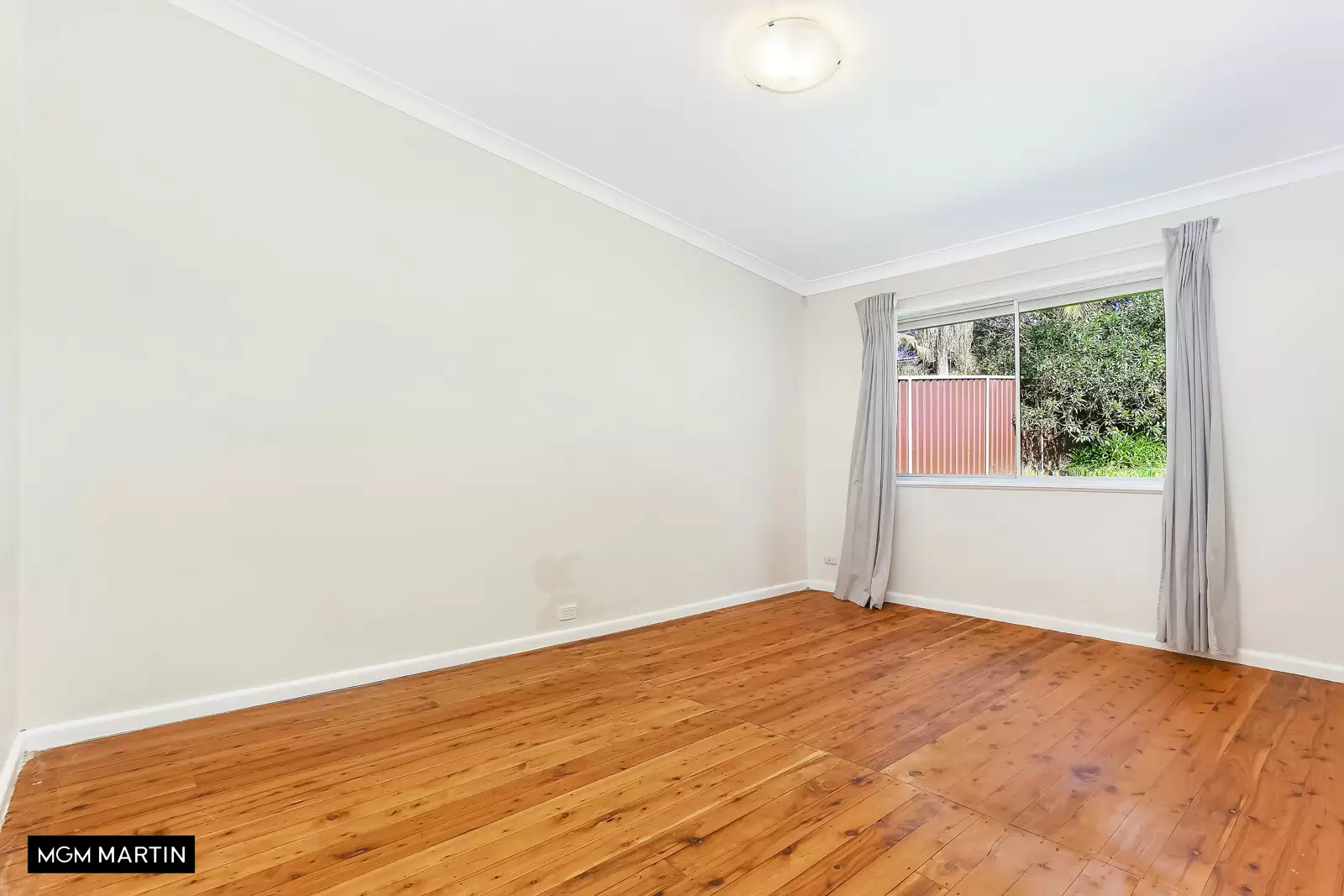 9 Roy Street, Kingsgrove Leased by MGM Martin - image 1