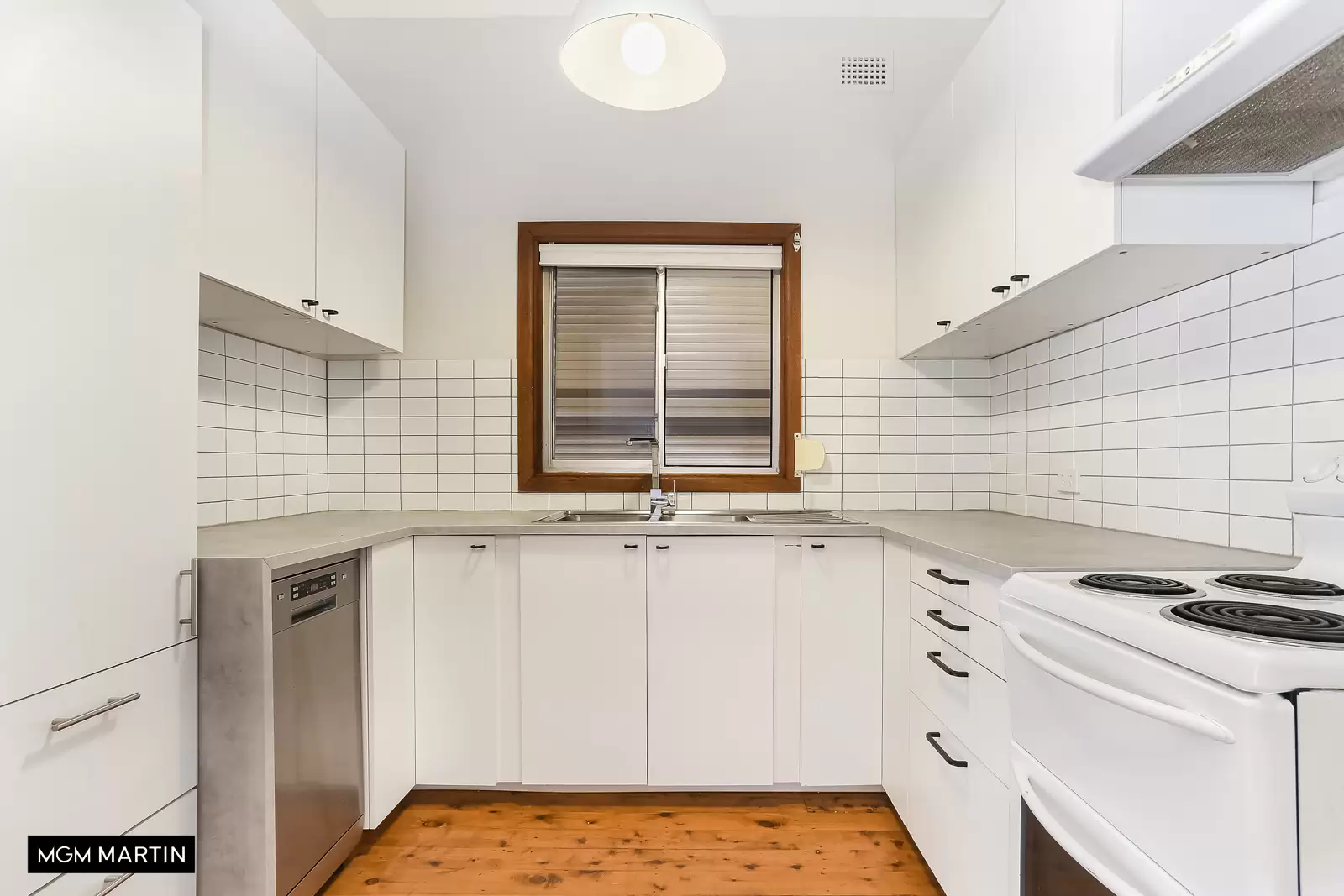 9 Roy Street, Kingsgrove Leased by MGM Martin - image 1