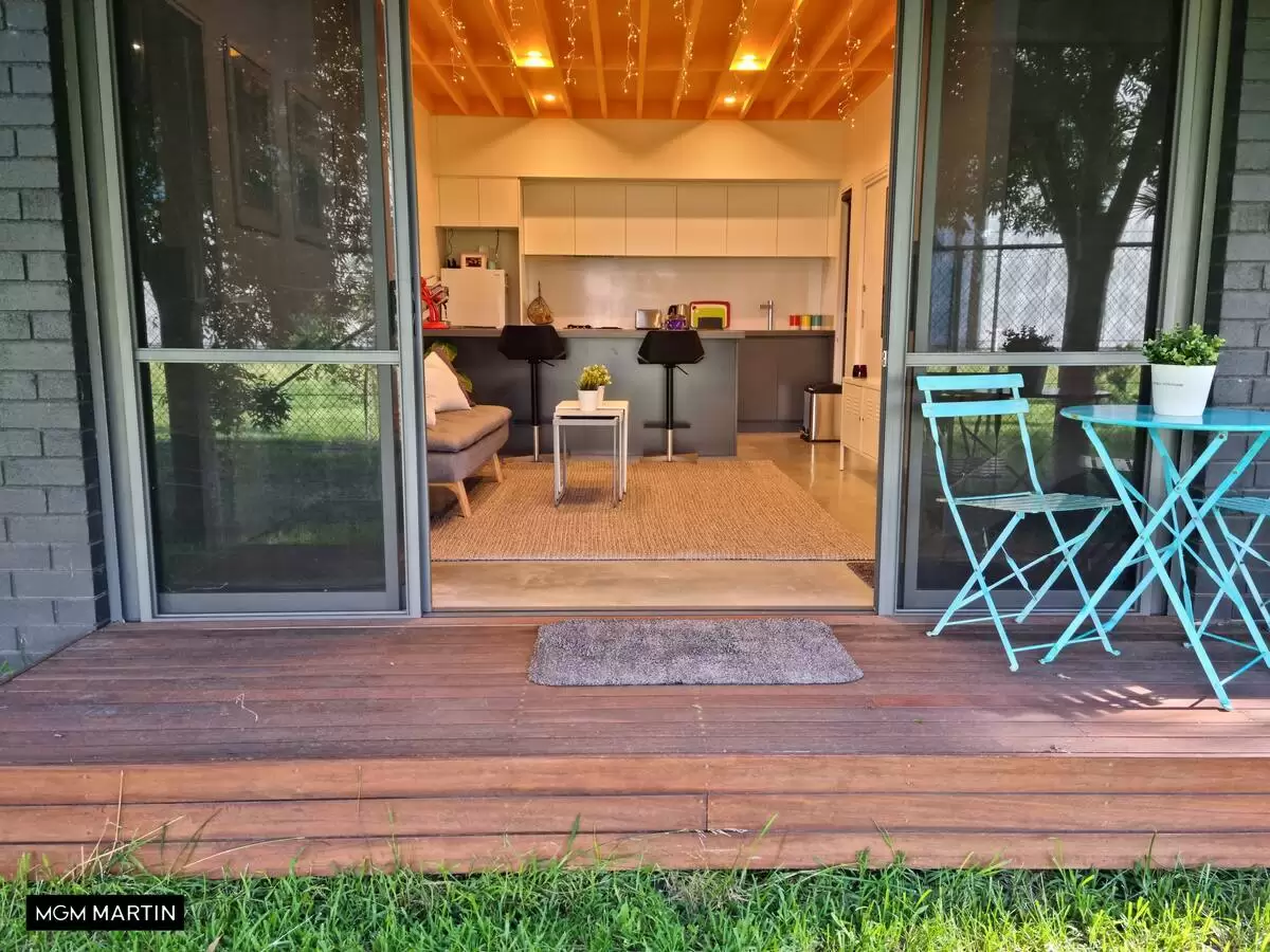 12 Holmes Street, Maroubra Leased by MGM Martin - image 1
