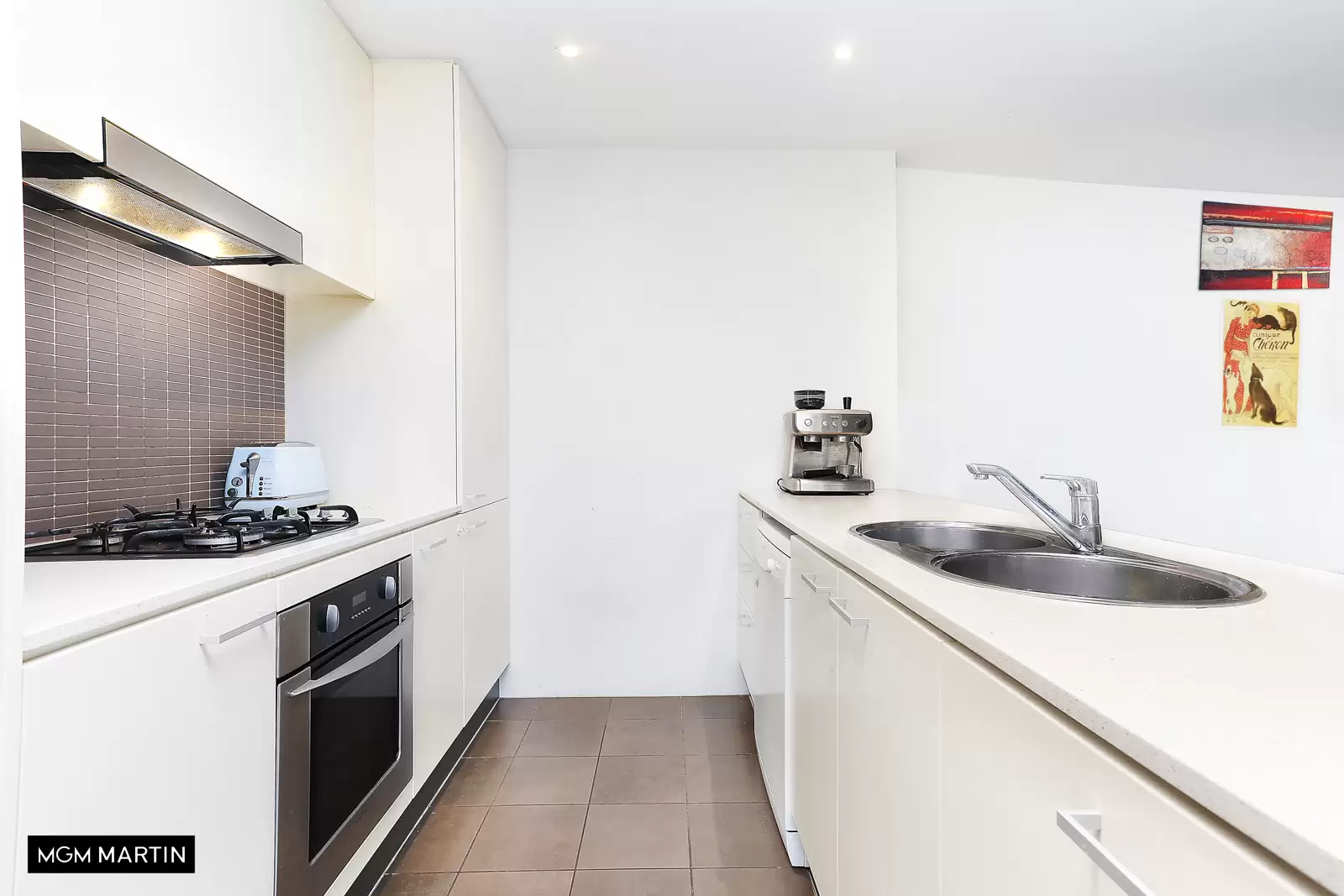5/2 Hutchinson Walk, Zetland Leased by MGM Martin - image 1