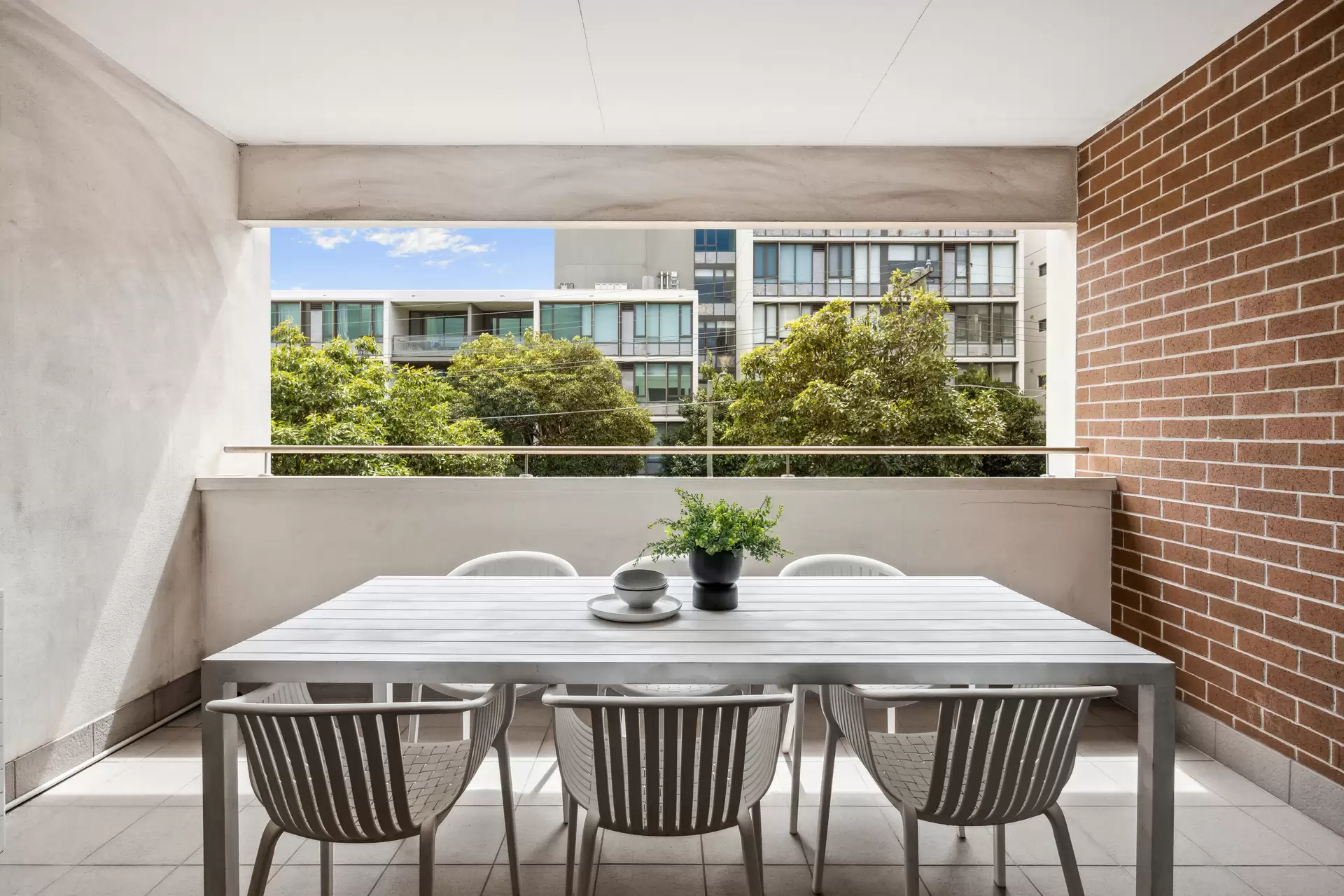 6/57-61 Rothschild Avenue, Rosebery Leased by MGM Martin - image 1