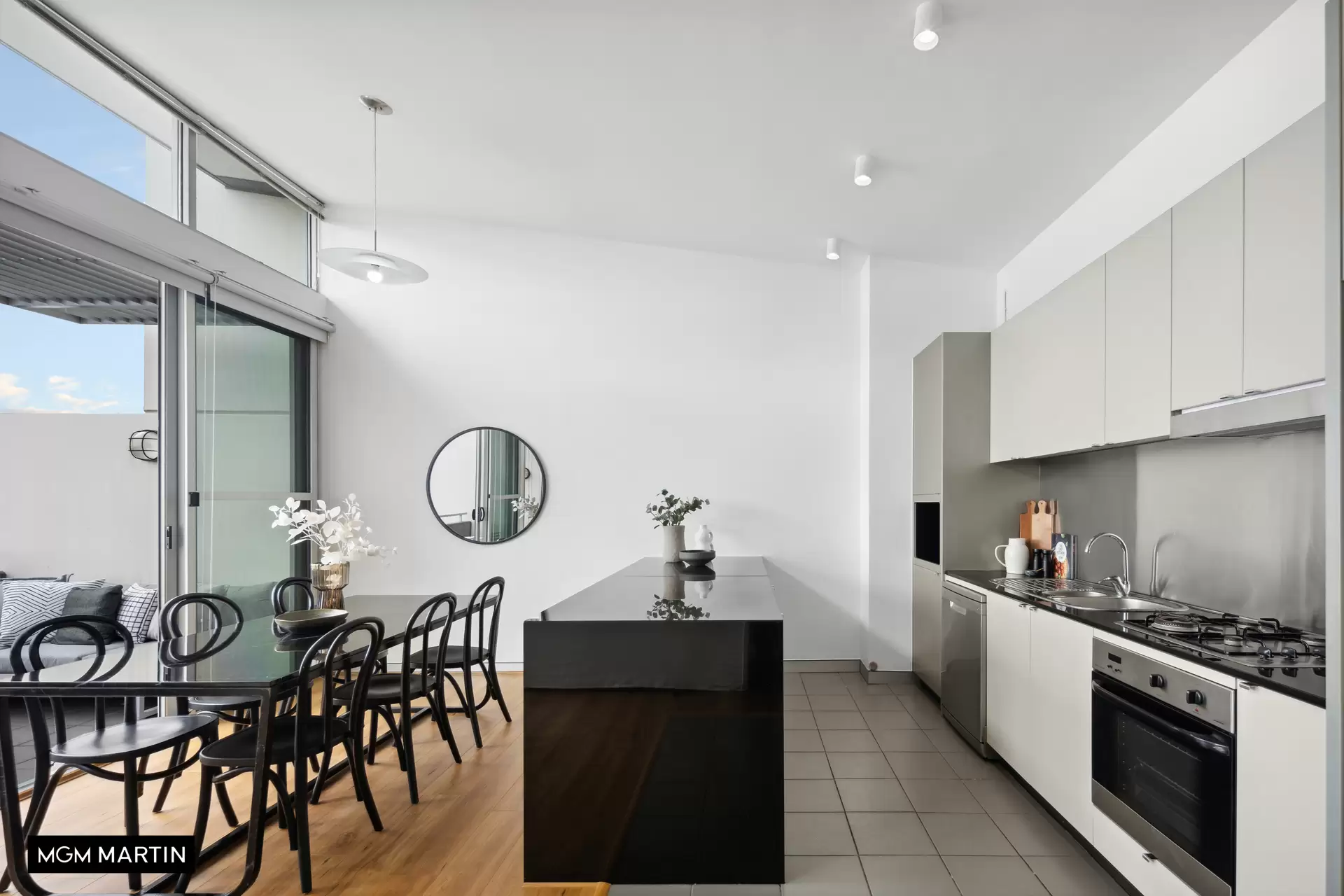 111/37 Morley Avenue, Rosebery Sold by MGM Martin - image 1