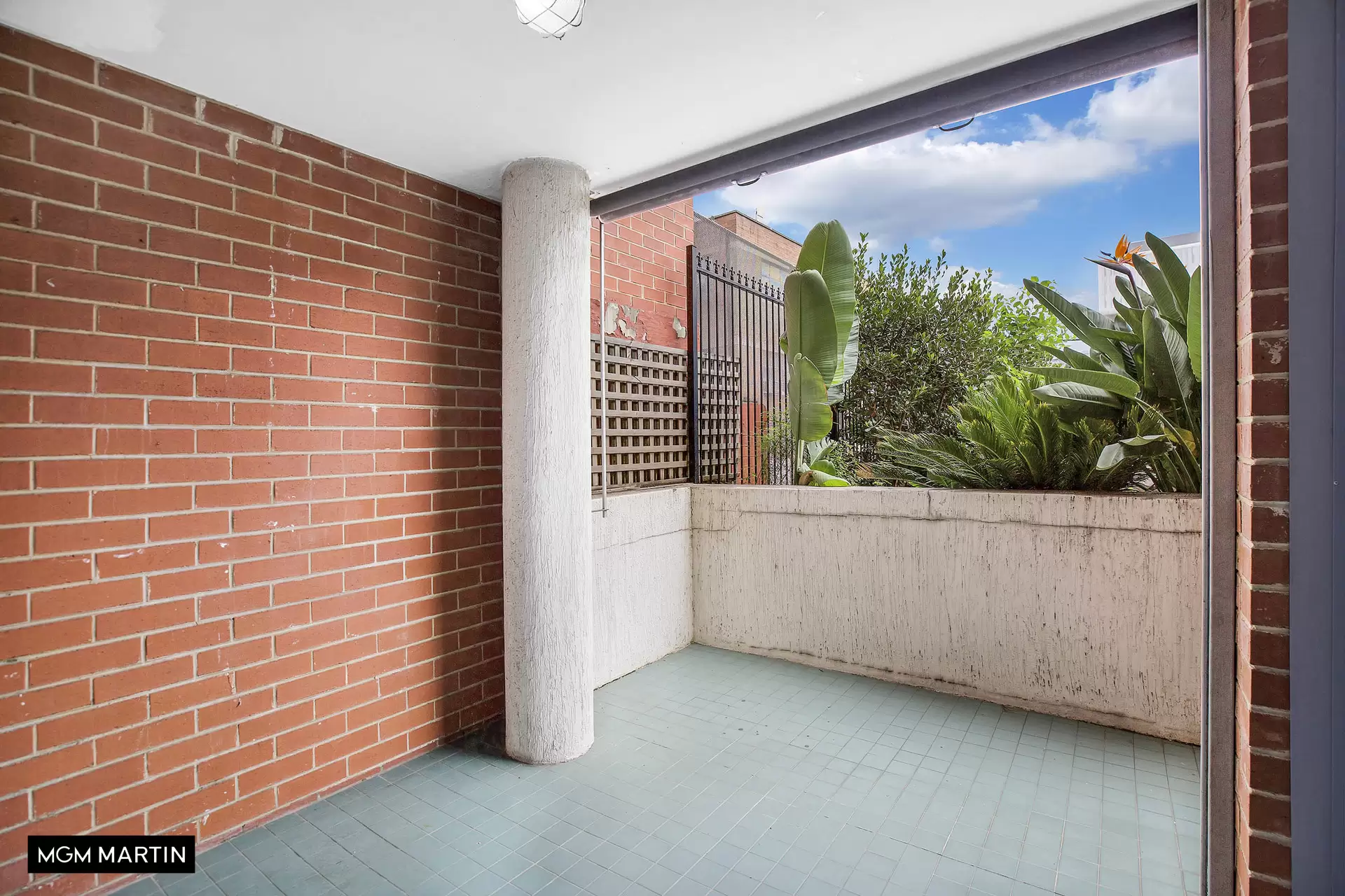 6/551 Elizabeth Street, Surry Hills Leased by MGM Martin - image 1