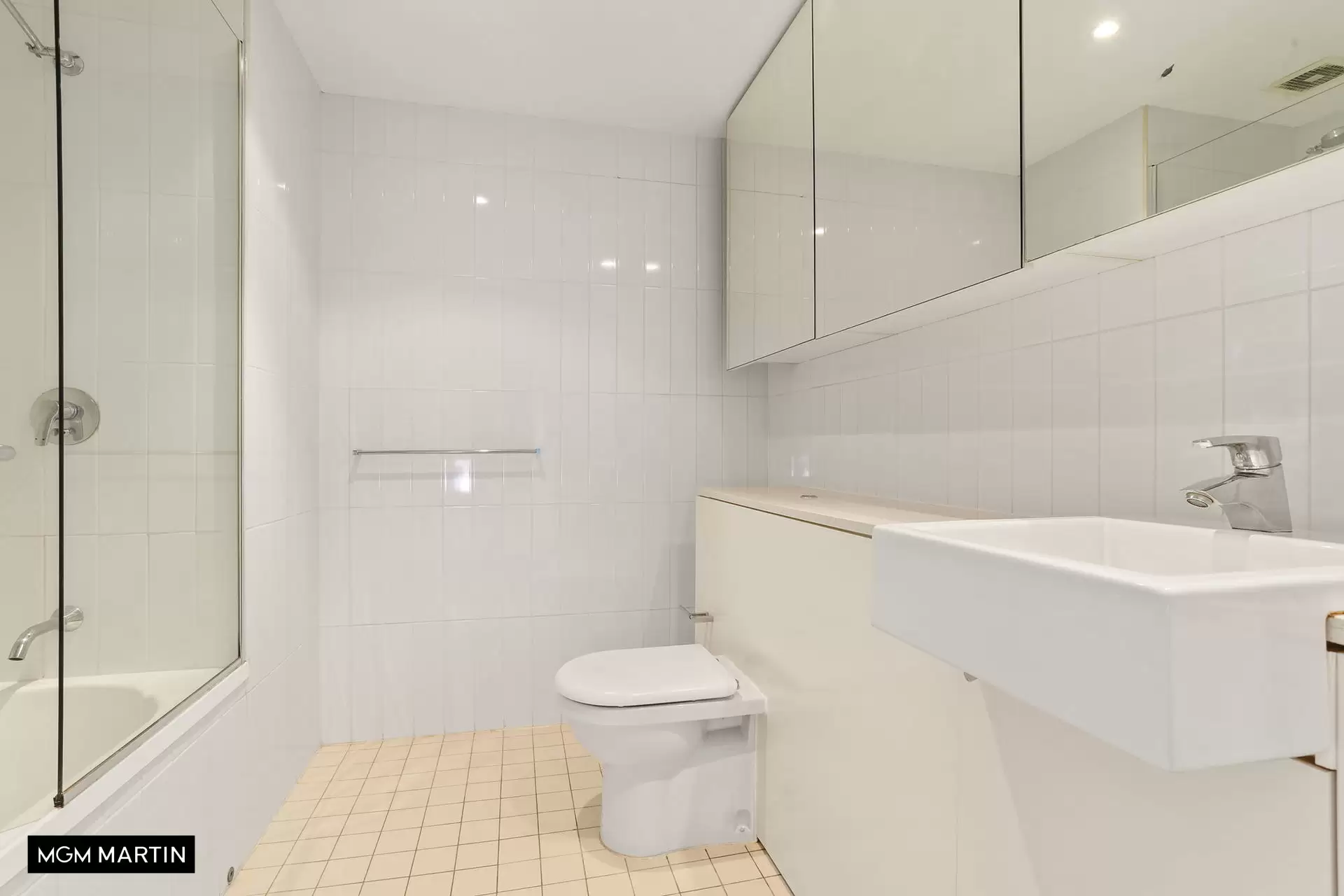 84/2 Levy Walk, Zetland Leased by MGM Martin - image 1