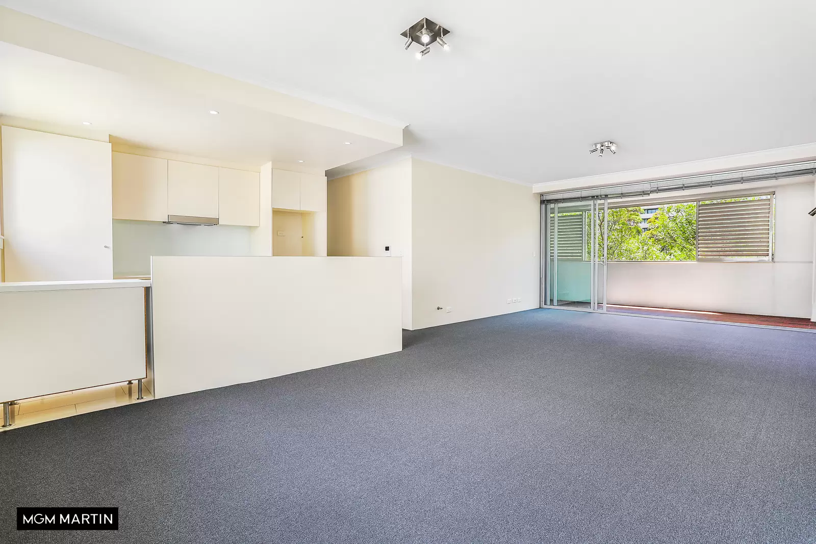 22/3 Victoria Park Parade, Zetland Leased by MGM Martin - image 1