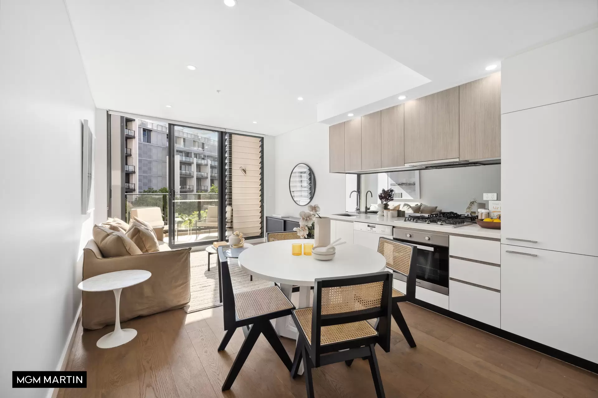 1417/8  Kingsborough Way, Zetland Leased by MGM Martin - image 1