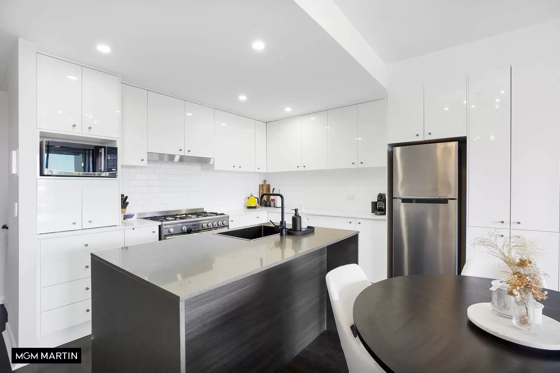 2717/98 Joynton Avenue, Zetland Leased by MGM Martin - image 1