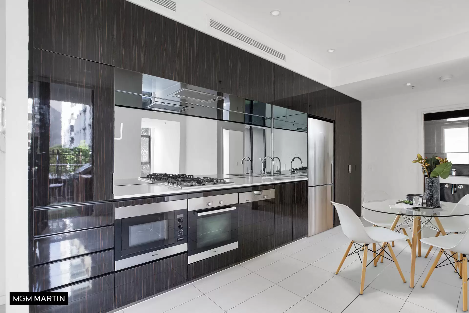 224/1 Hutchinson Walk, Zetland Leased by MGM Martin - image 1