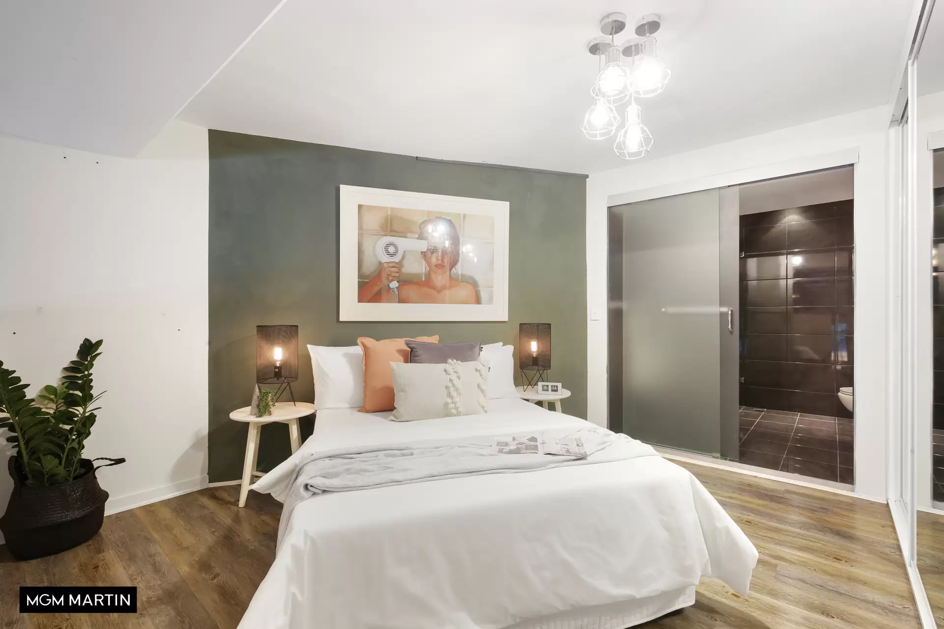 1/10-16 Epsom Road, Zetland Leased by MGM Martin - image 1