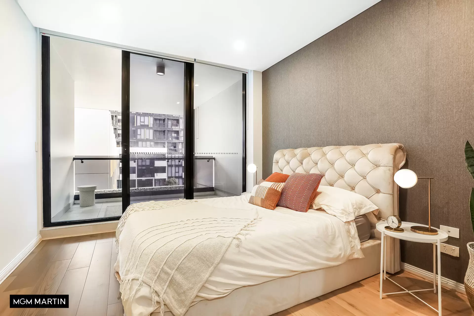 307/6 Bourke Street, Mascot Leased by MGM Martin - image 1